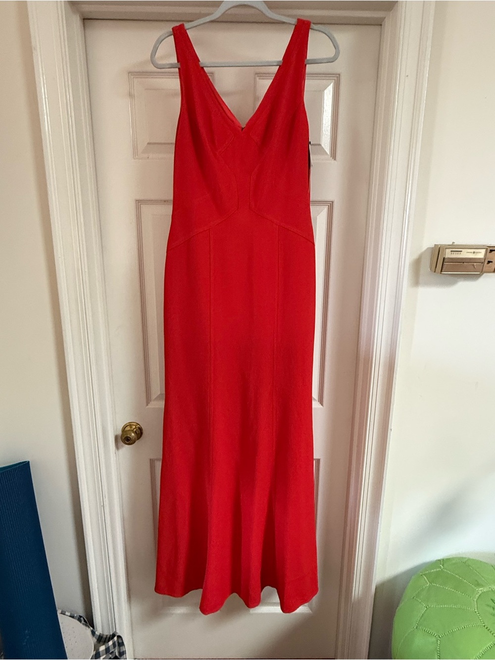NWT V-Neck David Meister Red Trumpet Gown